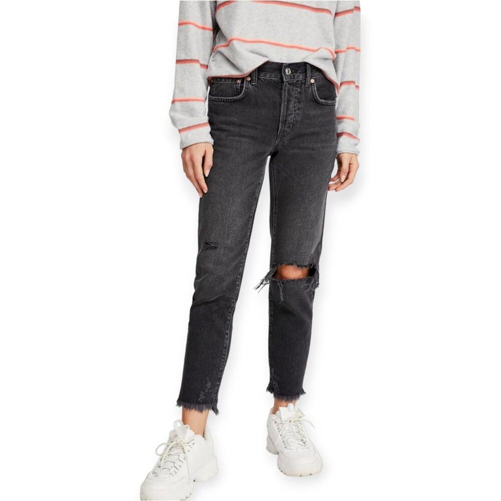 Free People We The Free Good Times Ripped Jeans SIZE 29x26 Black Button Fly